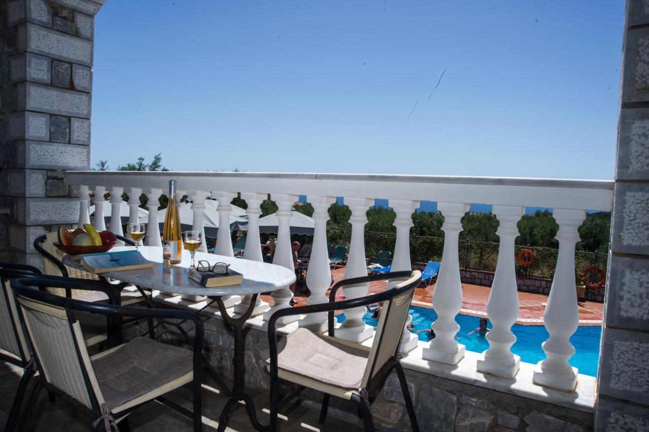 Amalia Apartments Stoupa Luaran gambar