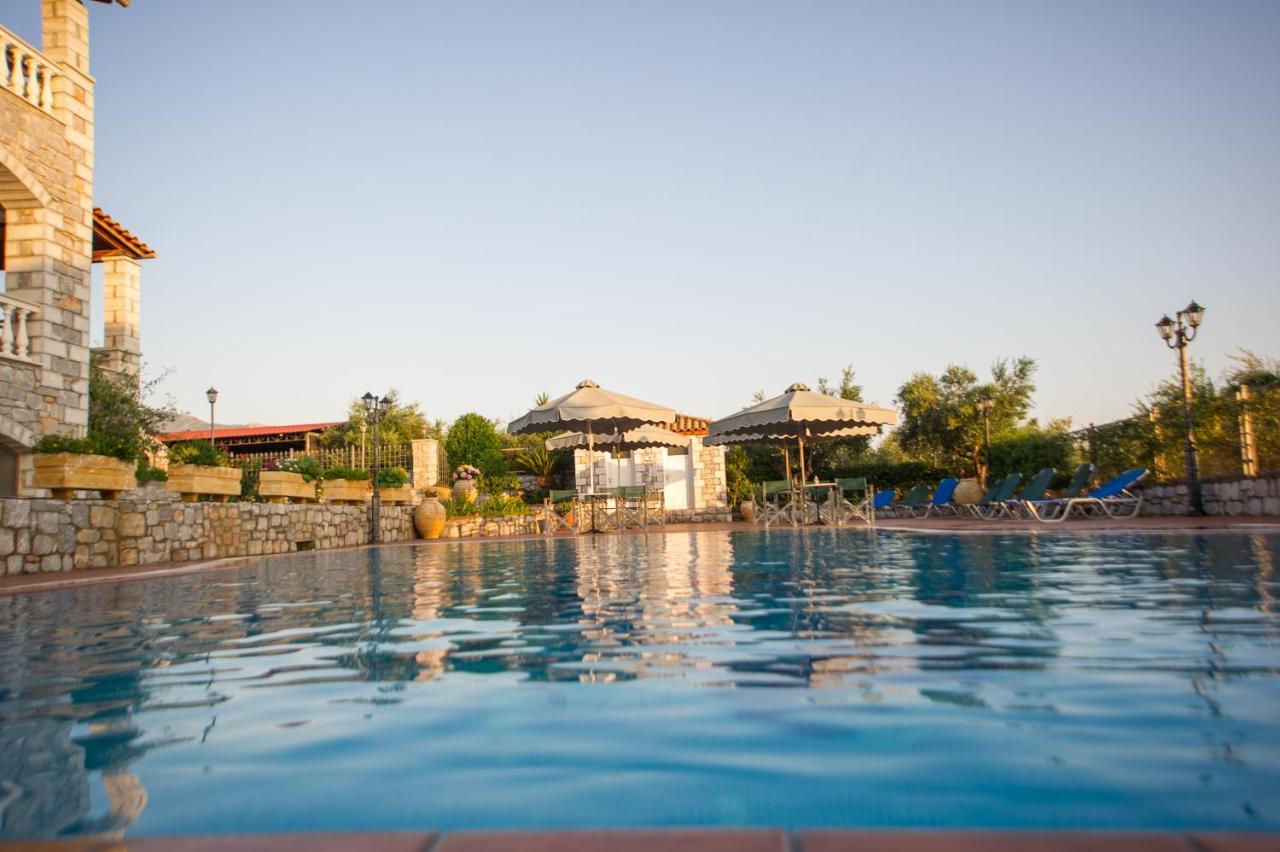 Amalia Apartments Stoupa Luaran gambar