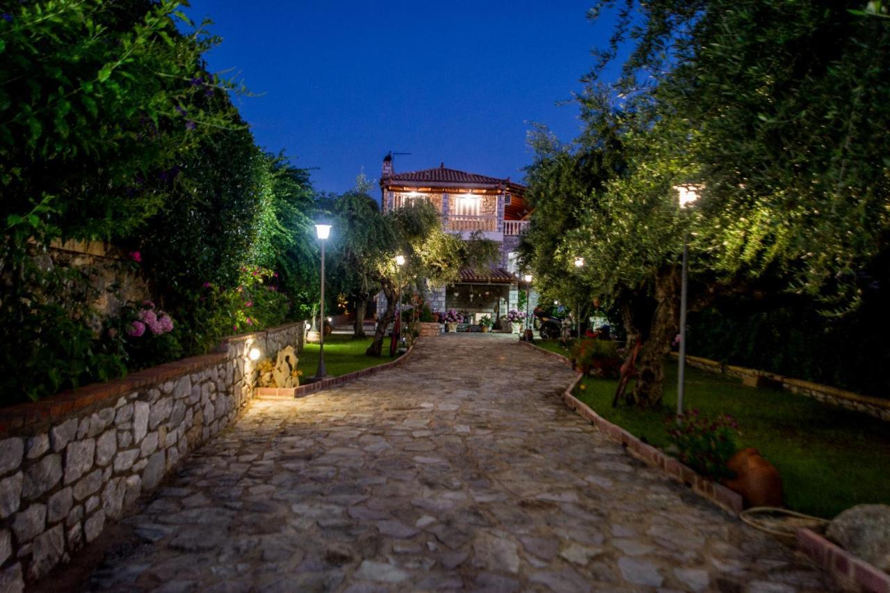 Amalia Apartments Stoupa Luaran gambar